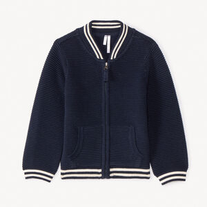 Γιλέτ Teddy από πλεκτό υλικό σε ενιαίο χρώμα για μωρό αγόρι. 