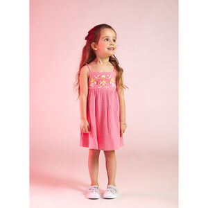 Φόρεμα με τιράντες και λουλουδάτο κέντημα για bebe κορίτσι 