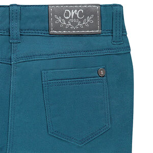 Μονόχρωμο παντελόνι σε slim γραμμή από ύφασμα τουίλ 